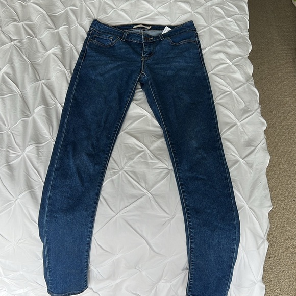 Levi’s Skinny Jeans - Picture 2 of 3